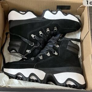 Sorel Black and White Ankle Boots